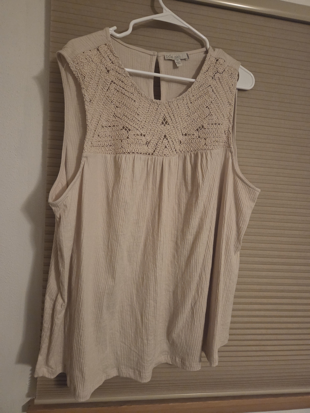 Crochet Yoke Sleeveless Tank Top - Beige